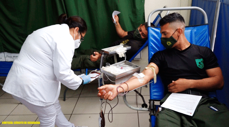 Efectivos del Ejército de Nicaragua en jornada de donación voluntaria de sangre