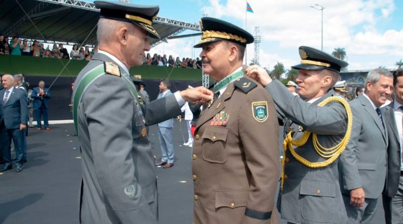 Militar nicaragüense participando activamente de la ceremonia de conmemoración del “Día del Ejército de Brasil“