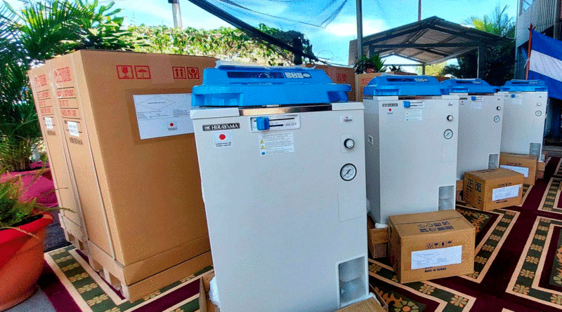 Nuevos equipos de esterilización entregados al Ministerio de Salud de Nicaragua, para ser distribuidos en los hospitales del país.