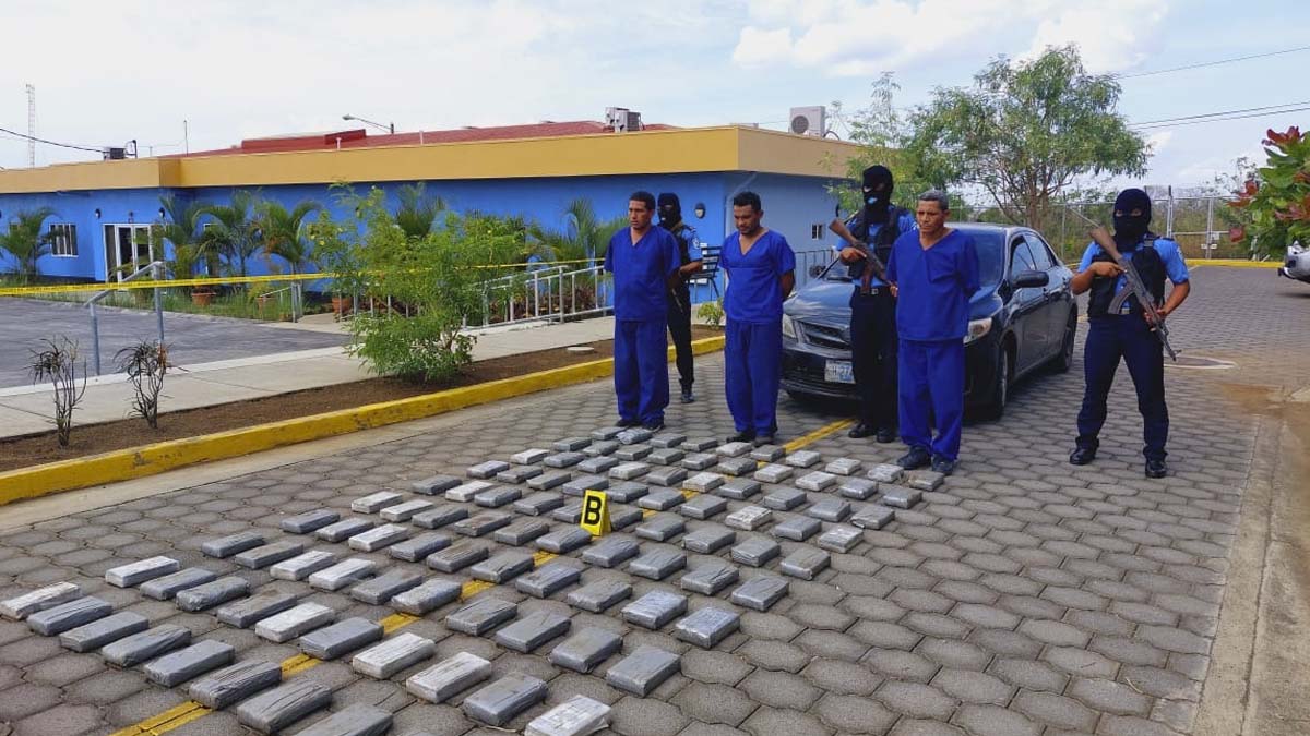 Policía Nacional incauta 116 kilos de cocaína en Salinas Grandes