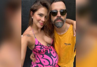 Mike Bahía y Greeicy Rendón