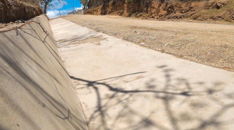 obras de drenaje pluvial en barrio La Fuente de Ocotal