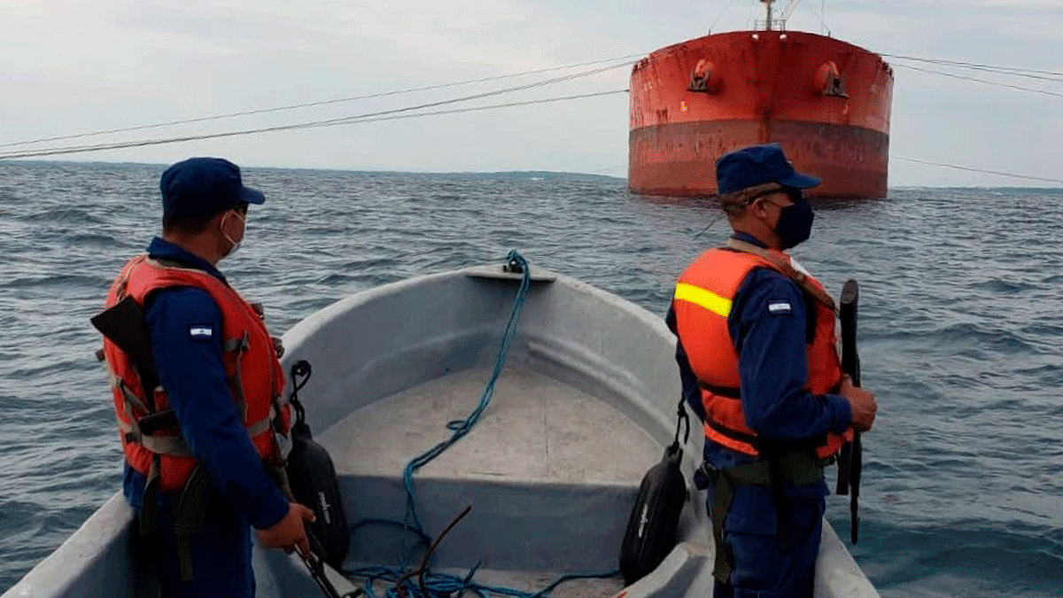 Fuerza Naval del Ejército de Nicaragua brindó seguridad a embarcaciones y flota pesquera industrial