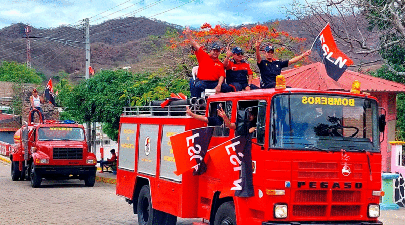 Camiones que estarán al servicio de las familias en la nueva estación de bomberos en Yalagüina, Madriz.