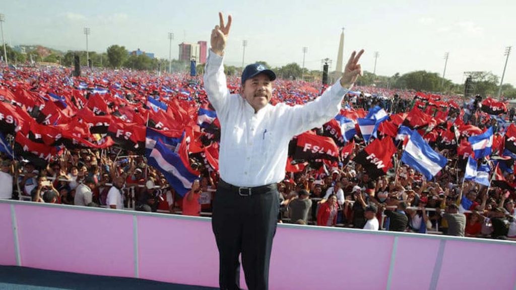 Presidente Danie Ortega en la Plaza de la Fe