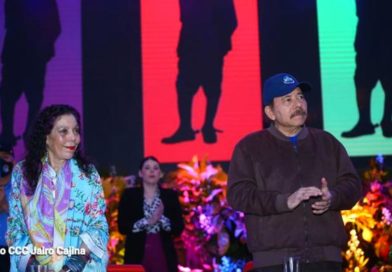 Presidente - Comandante Daniel Ortega y Vicepresidenta - Compañera Rosario Murillo