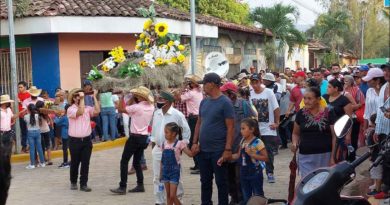 Familias de Pueblo Nuevo celebran a San Isidro Labrador