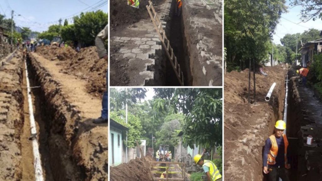 Trabajadores realizan instalación de tuberías en Chinandega