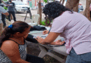 Habitante del barrio René Cisneros de Managua, recibiendo atención en la Feria de salud del MINSA.