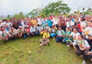 Autoridades y familias protagonistas en el lanzamiento departamental de la Cruzada Nacional de Reforestación.
