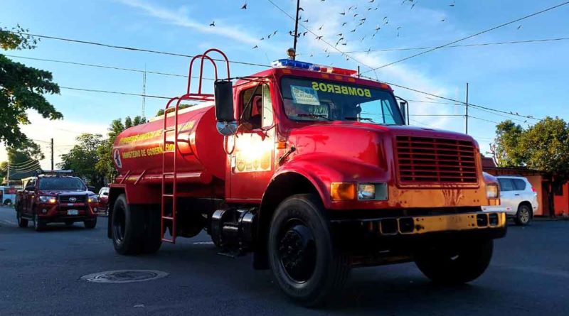 Camiones de bomberos que fueron enviados a la nueva estación en El Realejo