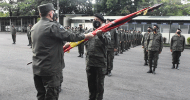 Comandante en Jefe del Ejército de Nicaragua, General de Ejército Julio César Avilés Castillo realizando traspaso de mando del cuerpo de escoltas