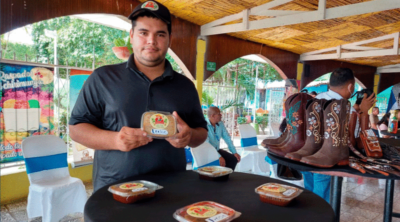 Emprendedores de la v región en Open House Regional Expopyme 2022