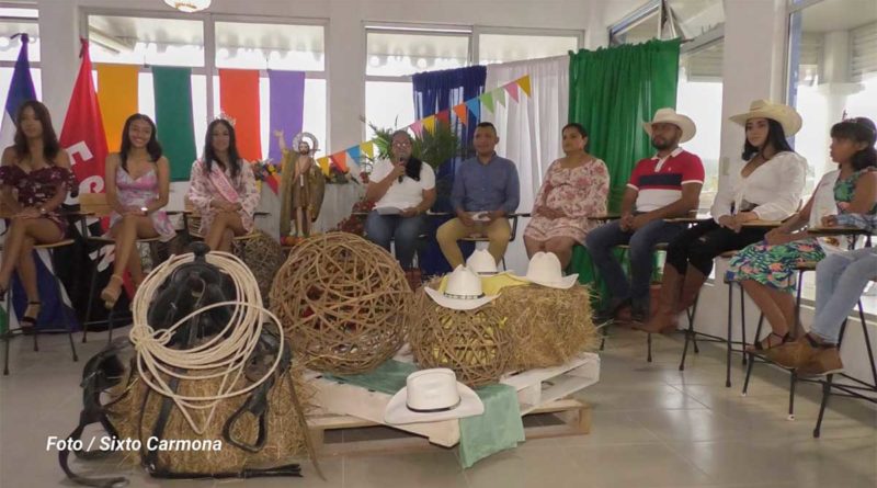 Conferencia de prensa anunciando las actividades de las fiestas patronales de San Juan del Sur