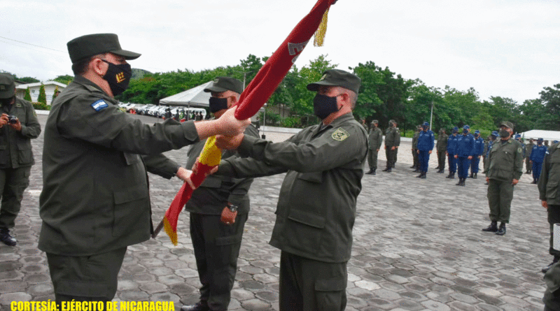 Comandante en Jefe del Ejército de Nicaragua, General de Ejército Julio César Avilés Castillo realizando traspaso de mando del cuerpo de ingenieros “General de Brigada Miguel Ángel Ortez” del Ejército de Nicaragua.