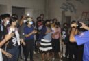 Jóvenes voluntarios ambientales y estudiantes universitarios de Estelí en la fortaleza El Coyotepe, en el departamento de Masaya.