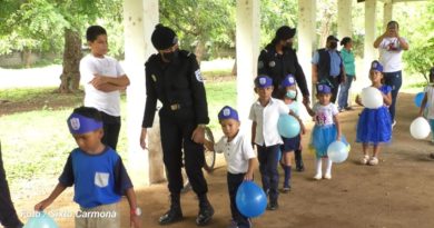 Policía Nacional compartió mañana recreativa con estudiantes del colegio Miguel Larreynaga de Rivas