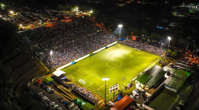 Fotografía aérea del Estadio Nacional de Fútbol durante el encuentro de Nicaragua vs Trinidad y Tobago
