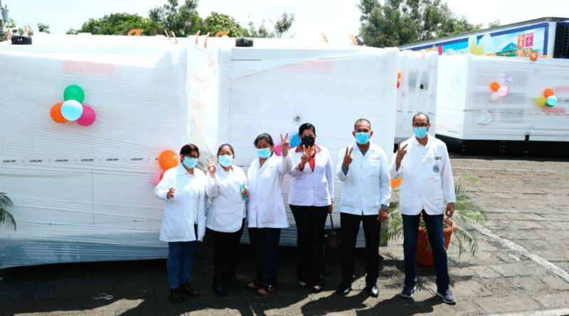 Entrega de los 21 generadores eléctricos para hospitales del país.