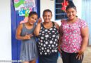 Familia del barrio 14 de mayo tras recibir su vivienda digna en el barrio 14 de mayo