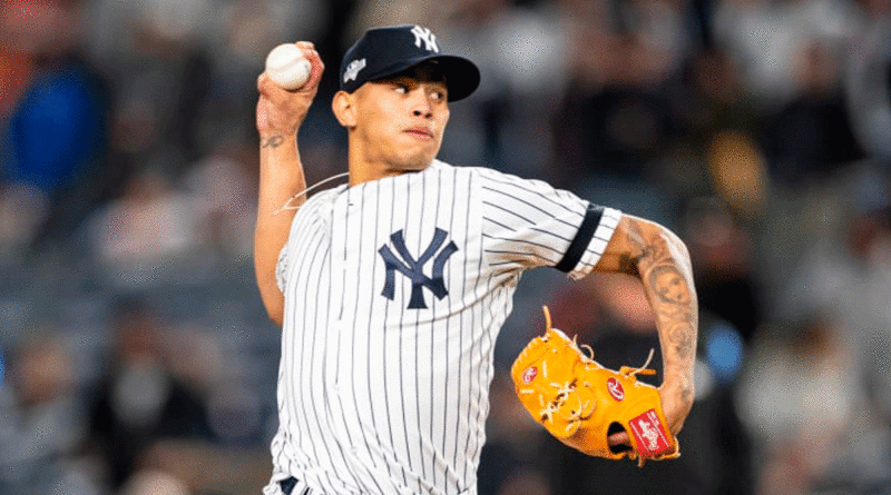 Jonathan Loáisiga jugador de los Yankees de Nueva York