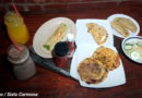 pupusas, burrito, cacao, jugo, naranja, quesadilla
