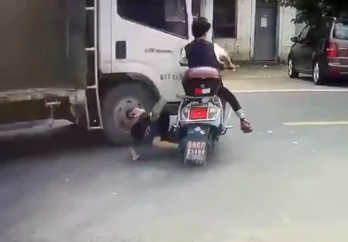accidente, china, moto, camion, camara, seguridad
