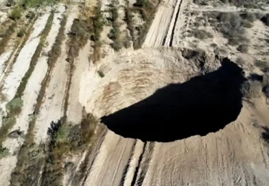 agujero, chile, enorme