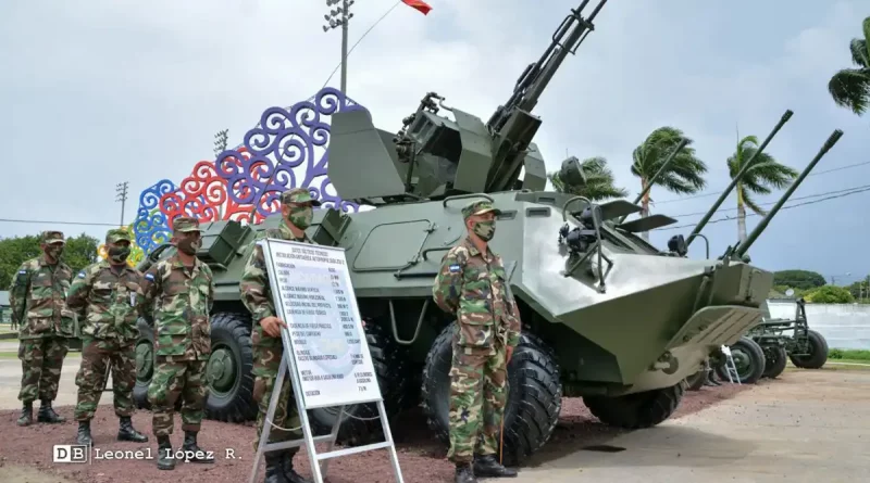 Ejército, Nicaragua, exposición, tanque,