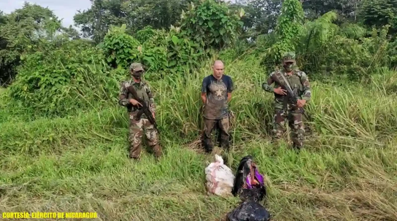 ejercito nicaragua, retencion ciudadanos, armas fuego,