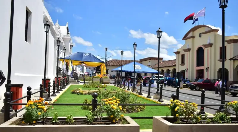 leon, nicaragua,catedral de leon,testero,