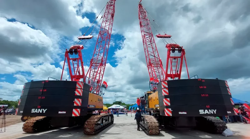 gruas, puerto sandino, empresa portuaria,