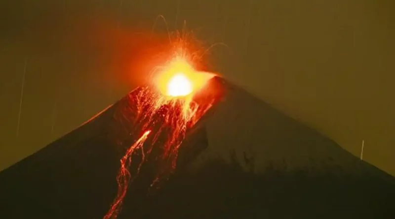 volcan, sangay, erupcion, actitidad, sismica, lava, explosion