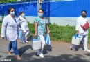 brigadas, médicas, vacunación, COVID-19, voluntaria, visita, hogares
