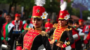 palillona, septiembre, mes patrio, desfile, banda de guerra