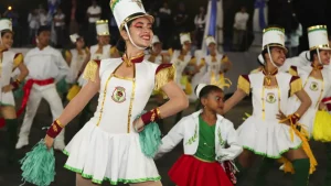 palillona, septiembre, mes patrio, desfile, banda de guerra