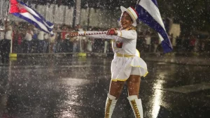 palillona, septiembre, mes patrio, desfile, banda de guerra