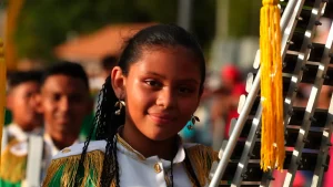 palillona, septiembre, mes patrio, desfile, banda de guerra