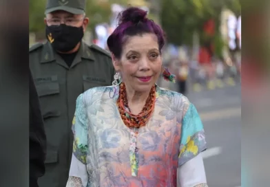 rosario murillo, nicaragua, desfile militar, ejercito de nicaragua