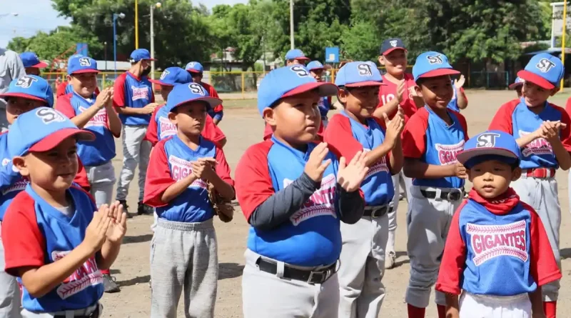 alcaldia de managua, academia de beisbol, managua, nicaragua, deporte rey,