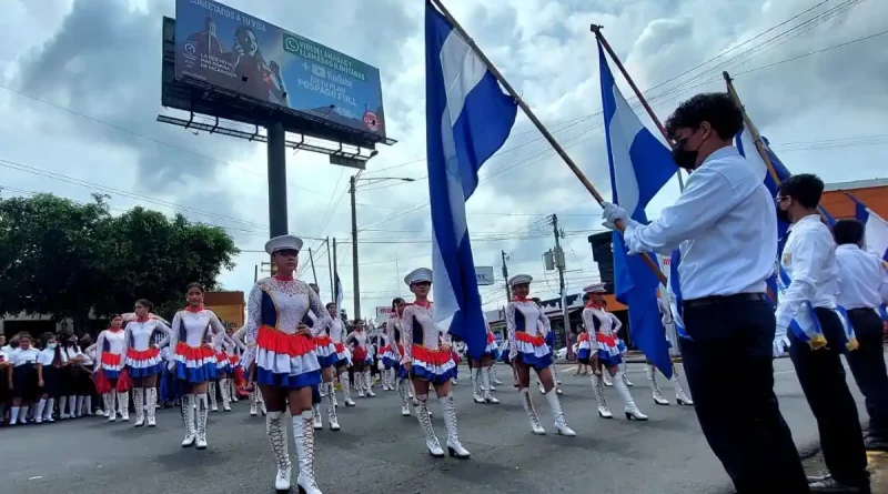 desfile, estudiantes, managua, batalla de san jacinto, independencia, centroamerica,