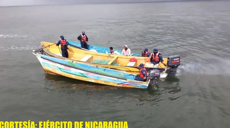 embarcaciones, ejercito de nicaragua, chinandega, pesca ilegal,