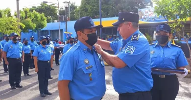 policia de nicaragua, nicaragua, ascenso en grados, oficiales, chinandega,