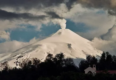 erupcion, volcan, villarrica, alerta, amarilla, chile