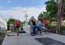 cementerio general, managua, dia de los difuntos, nicaragua, venta de flores,