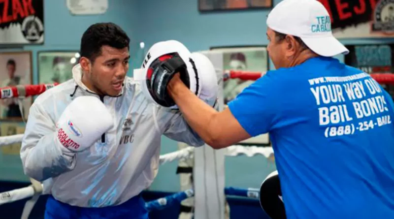 roman chocolatito gonzalez, entrenador, boxeo,