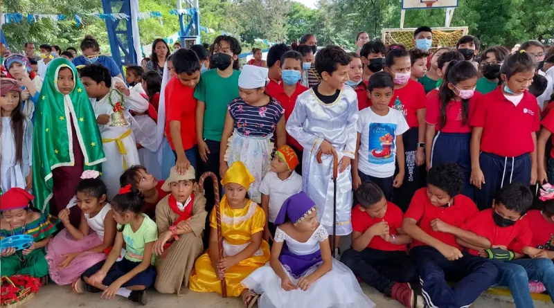 festival, navideño, colegio, estudiantes, realizan, fiestas, diciembre,