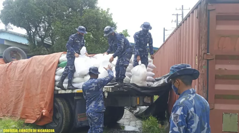 bluefields, fuerza naval, ejercito de nicaragua, paquetes alimenticios, nicaragua, inatec,