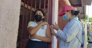 minsa, covid-19, nicaragua, jornada de vacunacion, barrio 11 de mayo, managua,