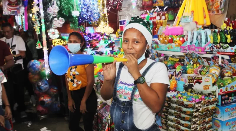 comerciantes, mercados, buenas ventas, artículos navideños